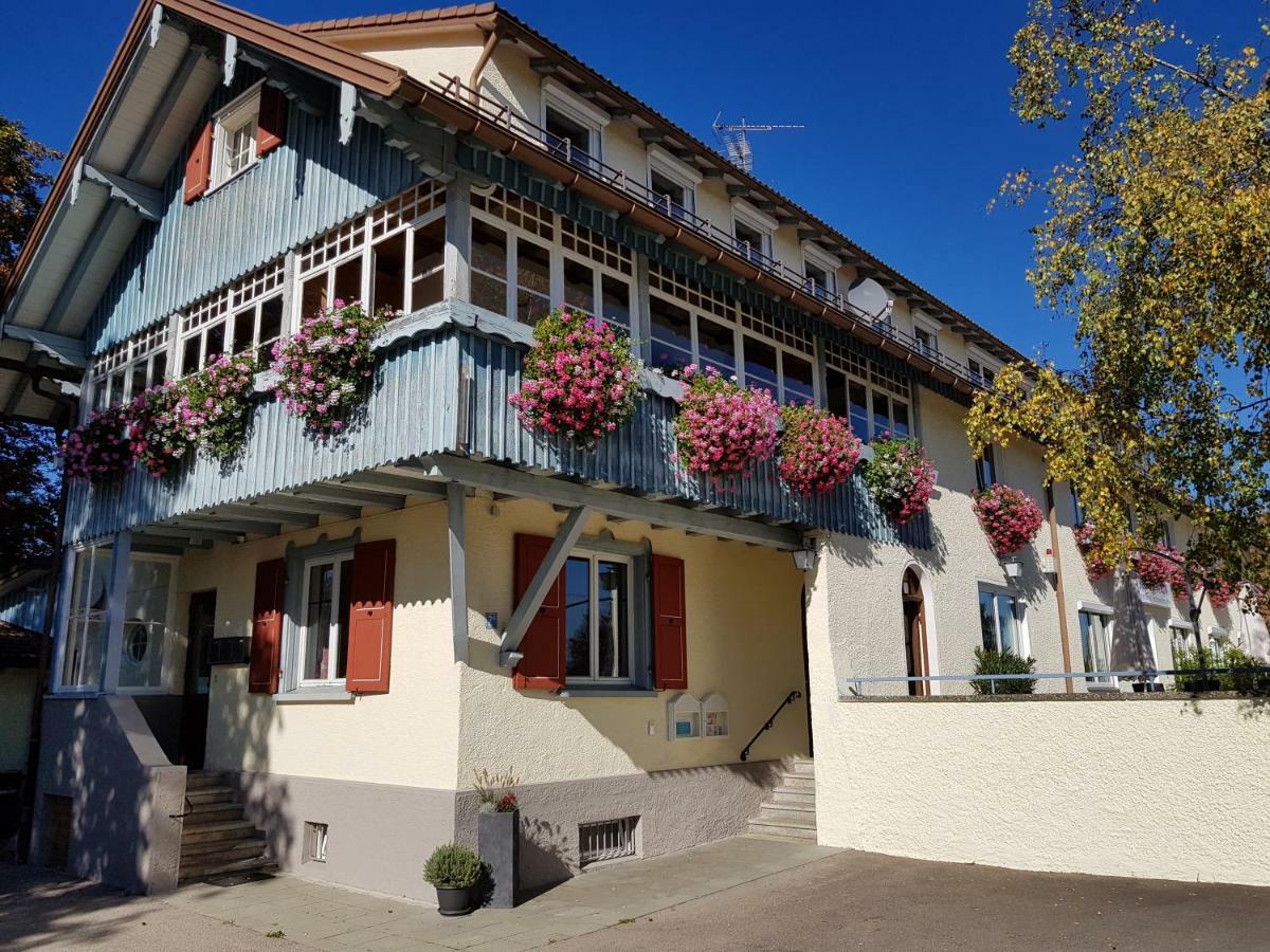 לינדנברג אים אלגאו Schoenblick Hotel Garni Ferienwohnungen מראה חיצוני תמונה