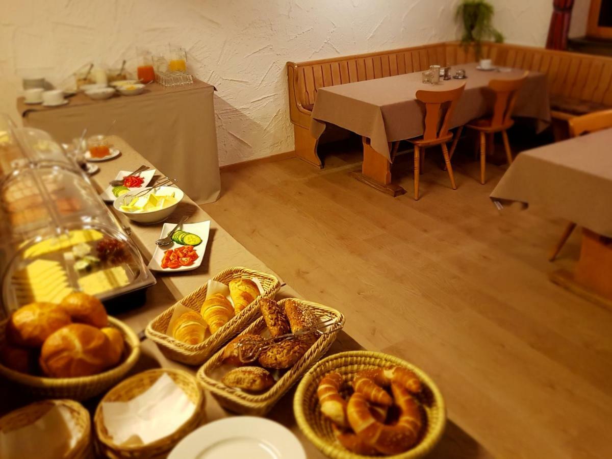לינדנברג אים אלגאו Schoenblick Hotel Garni Ferienwohnungen מראה חיצוני תמונה